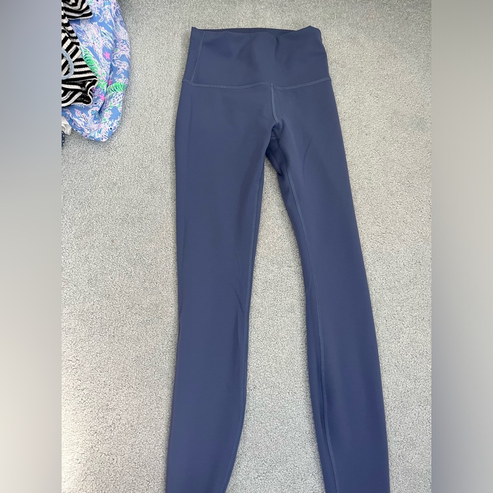 Lululemon “water drop blue” wunder train leggings size 4 28 in